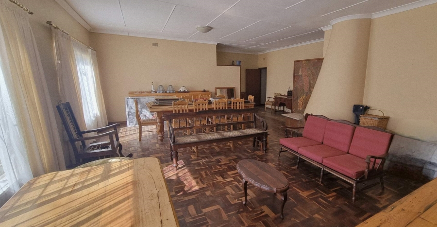 6 Bedroom Property for Sale in Roodewal Free State
